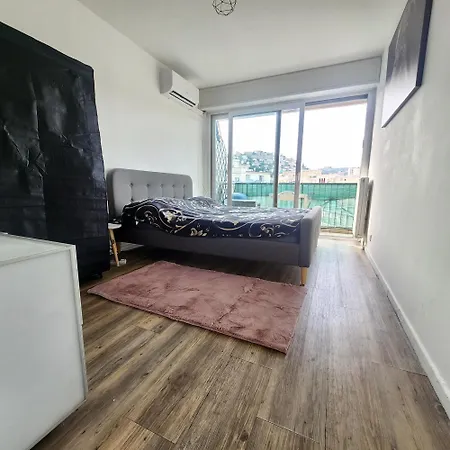 Apartment Centre - Plage, Promenade Des Anglais, Resto, Vieille , Tram A Pied !