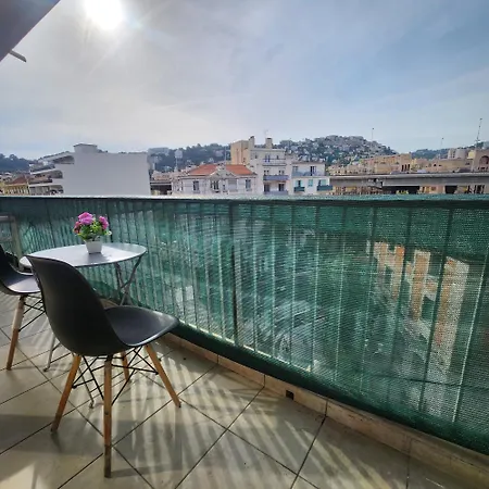 Appartement Centre - Plage, Promenade Des Anglais, Resto, Vieille , Tram à Pied ! *
